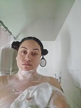 Snapshot of honeeyyy_pot chatting on November 30, 2025, 8:37 am honeeyyy pot online show from November 30, 2025, 8:37 am