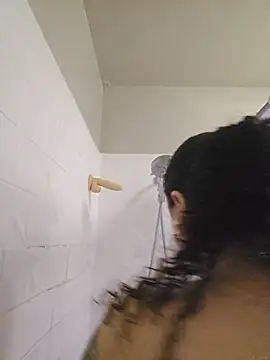 Snapshot of honeeyyy_pot chatting on February 9, 2026, 5:38 am honeeyyy pot online show from February 9, 2026, 5:38 am