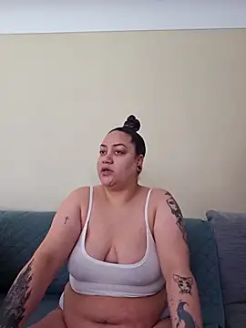 Snapshot of honeeyyy_pot chatting on March 28, 2026, 7:37 pm honeeyyy pot online show from March 28, 2026, 7:37 pm