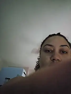 Snapshot of honeeyyy_pot chatting on January 5, 2026, 7:50 pm honeeyyy pot online show from January 5, 2026, 7:50 pm