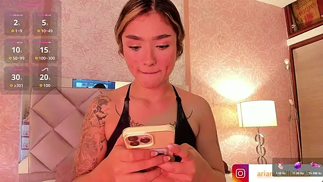 Snapshot of Arianavillada chatting on November 7, 2025, 3:11 am Arianavillada online show from November 7, 2025, 3:11 am