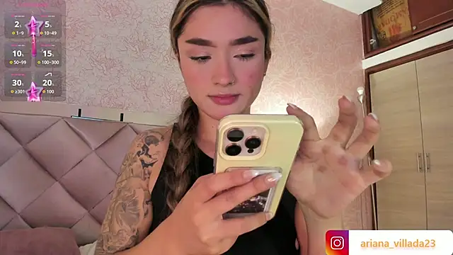 Snapshot of Arianavillada chatting on November 6, 2025, 3:10 am Arianavillada online show from November 6, 2025, 3:10 am