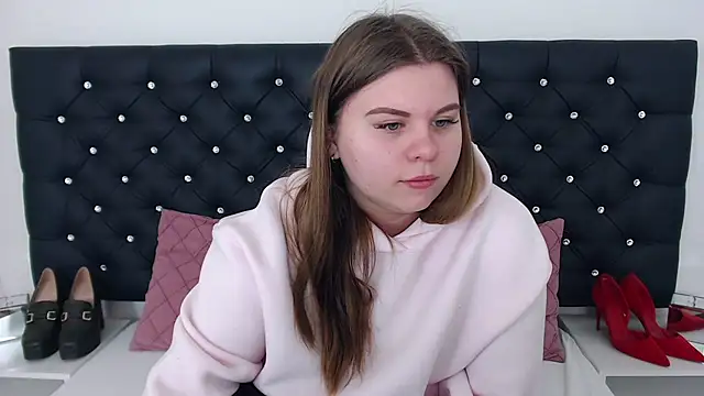 Snapshot of AbbyPleasure chatting on February 11, 2025, 7:54 am AbbyPleasure online show from February 11, 2025, 7:54 am