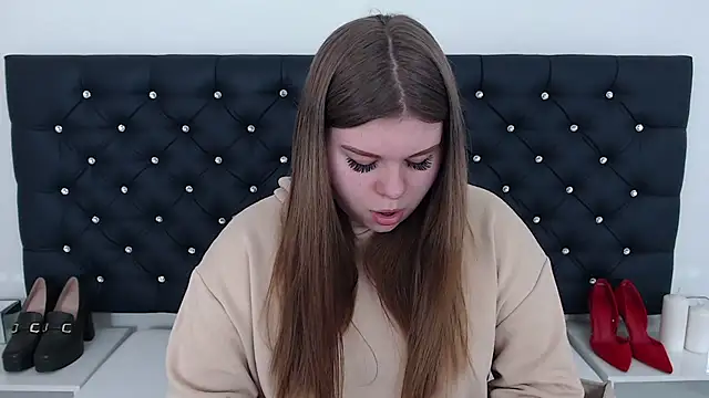 Snapshot of AbbyPleasure chatting on March 19, 2025, 10:00 am AbbyPleasure online show from March 19, 2025, 10:00 am