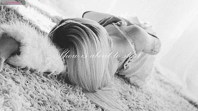 Snapshot of misschloe__ chatting on October 31, 2025, 7:32 pm misschloe online show from October 31, 2025, 7:32 pm