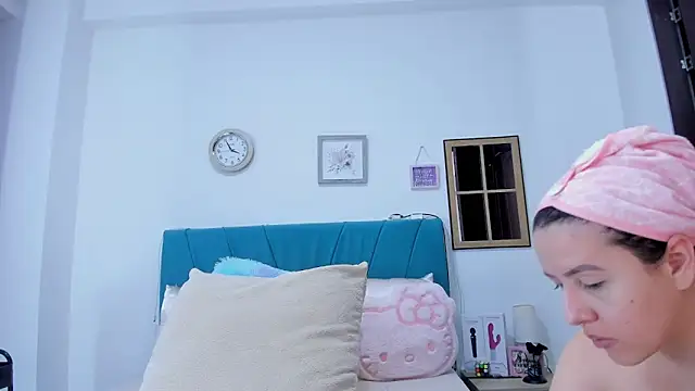 kamila lopez online show from March 23, 2026, 9:03 pm