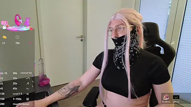 Hot ToyBoy6974 online show from April 22, 2026, 3:46 am