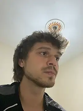 oguuxum online show from April 6, 2026, 11:28 pm