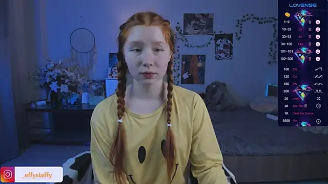 CallMeEffy1 online show from November 12, 2025, 9:51 pm