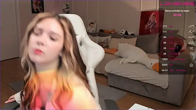 Snapshot of Frau_Lina chatting on March 3, 2026, 3:30 pm Frau Lina online show from March 3, 2026, 3:30 pm