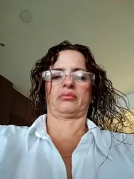 Snapshot of CioniWeiss chatting on March 17, 2025, 8:30 pm CioniWeiss online show from March 17, 2025, 8:30 pm