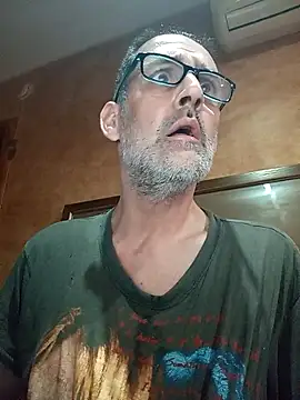 Lia Y PatrickX online show from March 17, 2026, 3:42 am