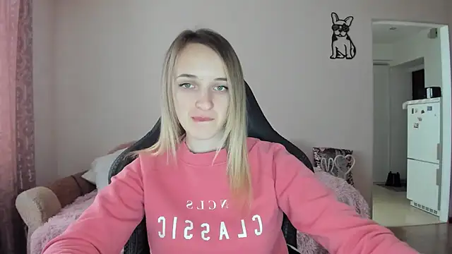 Snapshot of RouseReed chatting on February 5, 2026, 7:26 am RouseReed online show from February 5, 2026, 7:26 am