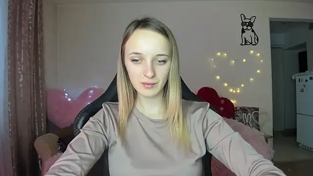 Snapshot of RouseReed chatting on February 13, 2026, 1:11 pm RouseReed online show from February 13, 2026, 1:11 pm