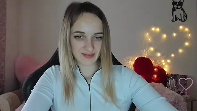 Snapshot of RouseReed chatting on February 24, 2026, 1:12 pm RouseReed online show from February 24, 2026, 1:12 pm