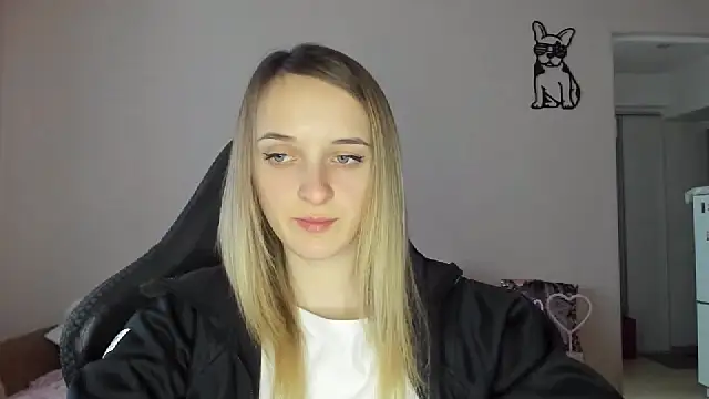 Snapshot of RouseReed chatting on February 3, 2026, 12:54 pm RouseReed online show from February 3, 2026, 12:54 pm