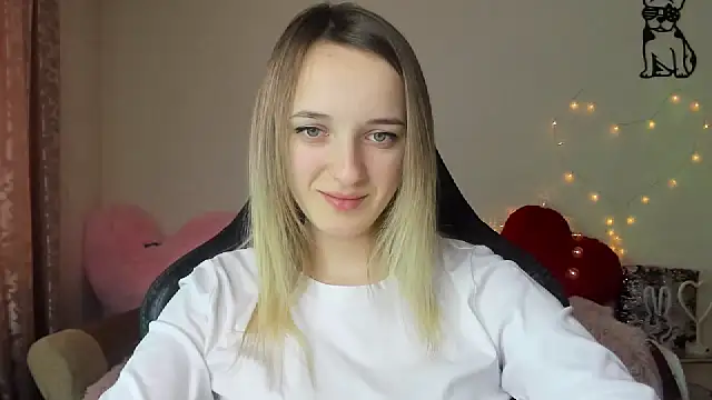 Snapshot of RouseReed chatting on February 28, 2026, 6:57 am RouseReed online show from February 28, 2026, 6:57 am