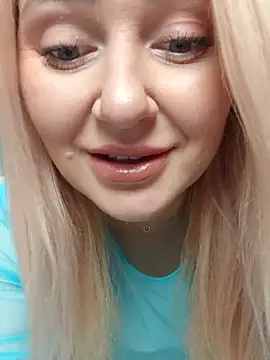 Snapshot of LadyLolyPop_ chatting on December 2, 2025, 12:55 am LadyLolyPop online show from December 2, 2025, 12:55 am