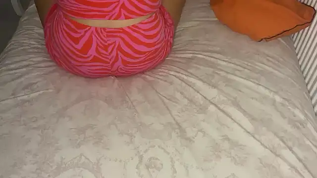 Snapshot of Ceyceys chatting on November 19, 2025, 2:39 pm Ceyceys online show from November 19, 2025, 2:39 pm