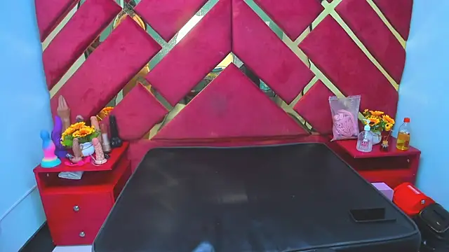 Sweet Annyy online show from December 18, 2025, 12:42 pm