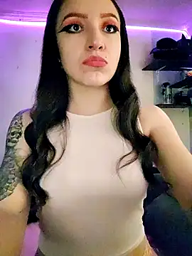 Snapshot of Paudelatorre chatting on February 13, 2026, 8:20 pm Paudelatorre online show from February 13, 2026, 8:20 pm