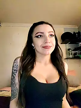 Snapshot of Paudelatorre chatting on November 17, 2025, 3:32 am Paudelatorre online show from November 17, 2025, 3:32 am