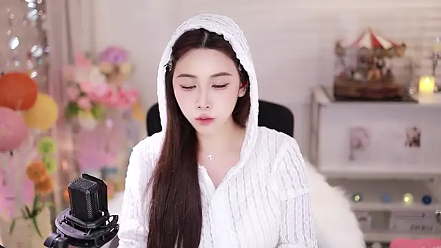 Snapshot of SleepArtist chatting on January 9, 2026, 9:16 am SleepArtist online show from January 9, 2026, 9:16 am