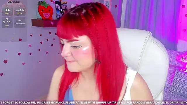 Snapshot of Tiny__Emmy chatting on March 11, 2025, 3:12 pm Tiny Emmy online show from March 11, 2025, 3:12 pm