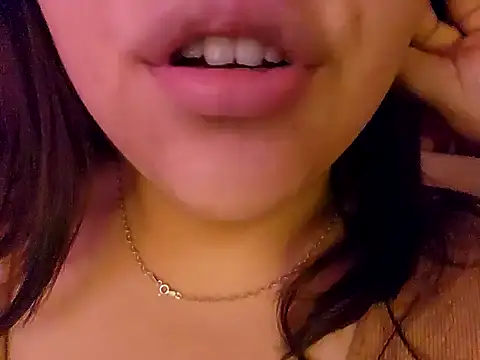 Snapshot of Blanquitaaa chatting on December 7, 2024, 7:27 pm Blanquitaaa online show from December 7, 2024, 7:27 pm