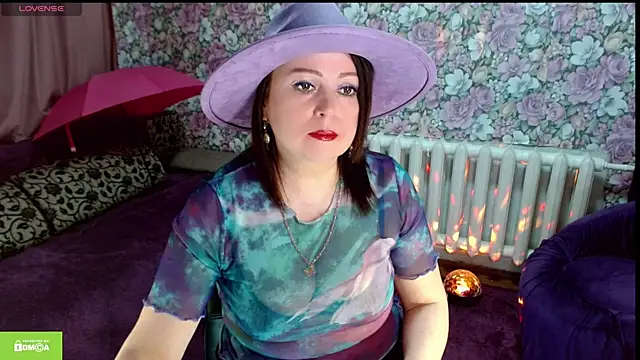 Snapshot of Julia-ru chatting on April 24, 2026, 8:33 pm Julia-ru online show from April 24, 2026, 8:33 pm