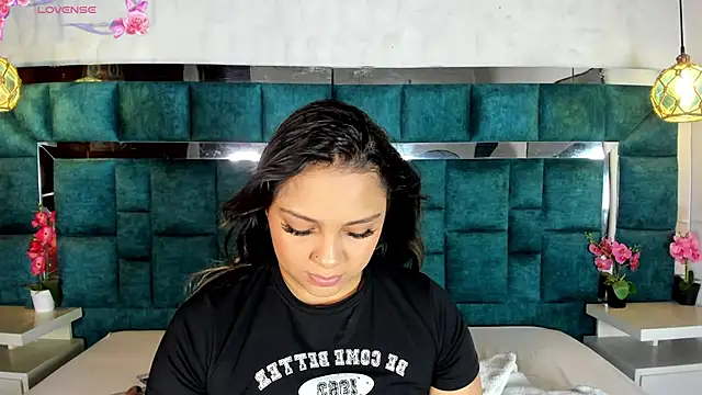 Abril Gomez06 online show from April 1, 2026, 8:06 pm