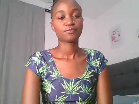 Snapshot of MissLilly1 chatting on January 13, 2026, 4:11 pm MissLilly1 online show from January 13, 2026, 4:11 pm