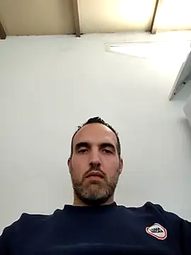 Snapshot of leon3875 chatting on October 14, 2025, 3:34 pm leon3875 online show from October 14, 2025, 3:34 pm