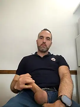 Snapshot of leon3875 chatting on November 28, 2025, 3:23 pm leon3875 online show from November 28, 2025, 3:23 pm