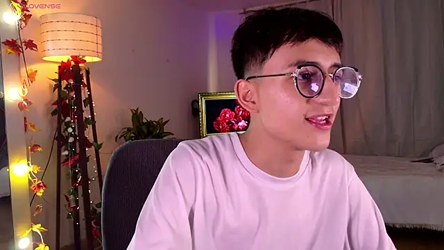 Mr evan1 online show from March 2, 2025, 2:15 pm