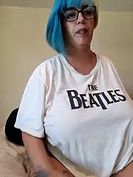 Snapshot of Escarlate4you_ chatting on February 1, 2026, 9:40 am Escarlate4you online show from February 1, 2026, 9:40 am