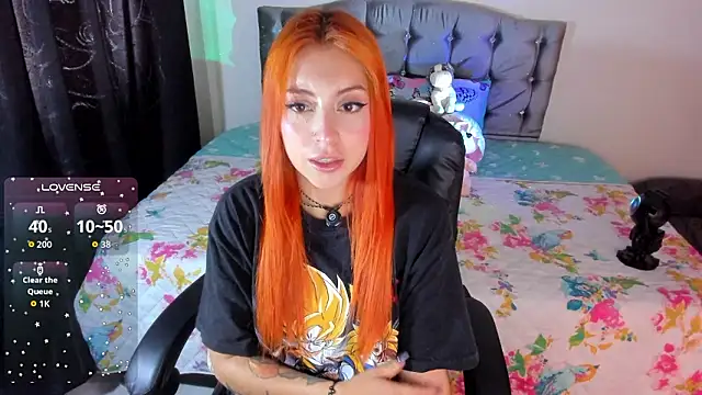 Violetaarey online show from March 17, 2026, 10:13 pm