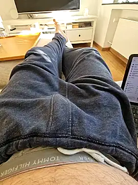 Snapshot of BigPassion89 chatting on February 2, 2025, 1:30 pm BigPassion89 online show from February 2, 2025, 1:30 pm