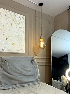 Snapshot of Alishak chatting on November 12, 2025, 7:18 pm Alishak online show from November 12, 2025, 7:18 pm