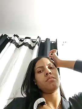 Snapshot of Bella_Anjoss chatting on July 14, 2026, 12:32 am Bella Anjoss online show from July 14, 2026, 12:32 am