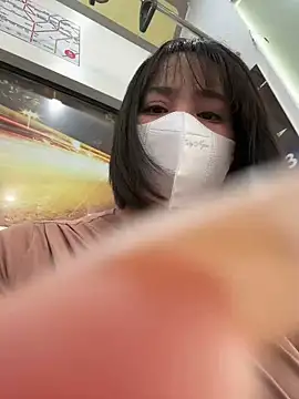 May-Squirt online show from December 19, 2025, 6:49 am