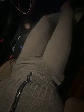 Snapshot of May-Squirt chatting on November 23, 2025, 11:31 am May-Squirt online show from November 23, 2025, 11:31 am