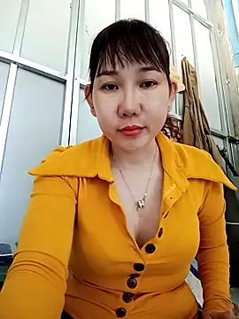 Ana love2000 online show from October 18, 2025, 2:02 am