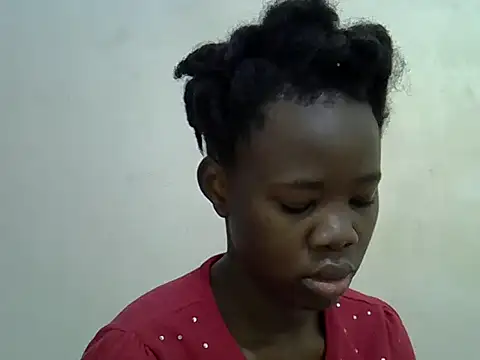 Snapshot of hey_its_andreana chatting on October 29, 2025, 4:33 am hey its andreana online show from October 29, 2025, 4:33 am