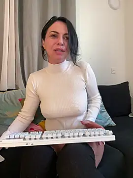 KimKelly13 online show from January 10, 2026, 9:04 am