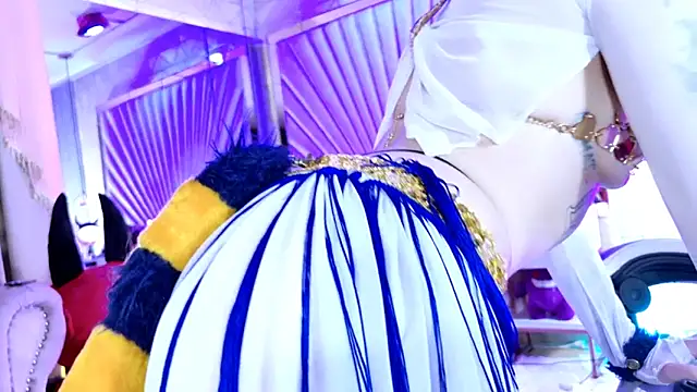 zephirahabney online show from February 20, 2026, 4:20 pm