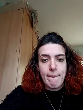 LadyMinnie online show from October 25, 2025, 3:34 pm