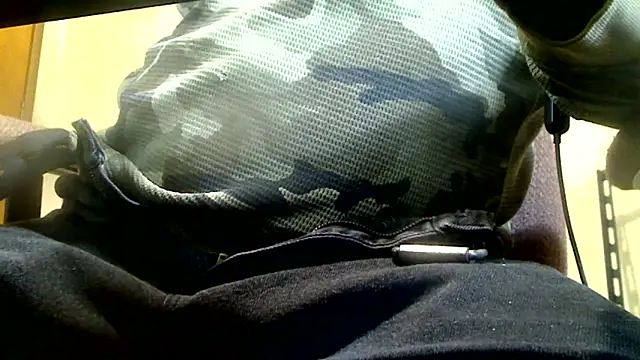 markluvskitty online show from September 22, 2025, 1:06 pm