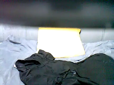 Snapshot of cutey-smile chatting on February 20, 2025, 9:31 pm cutey-smile online show from February 20, 2025, 9:31 pm