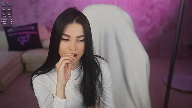 Tina Breeze online show from April 26, 2026, 10:23 am